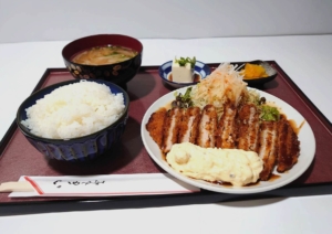 タルカツ定食